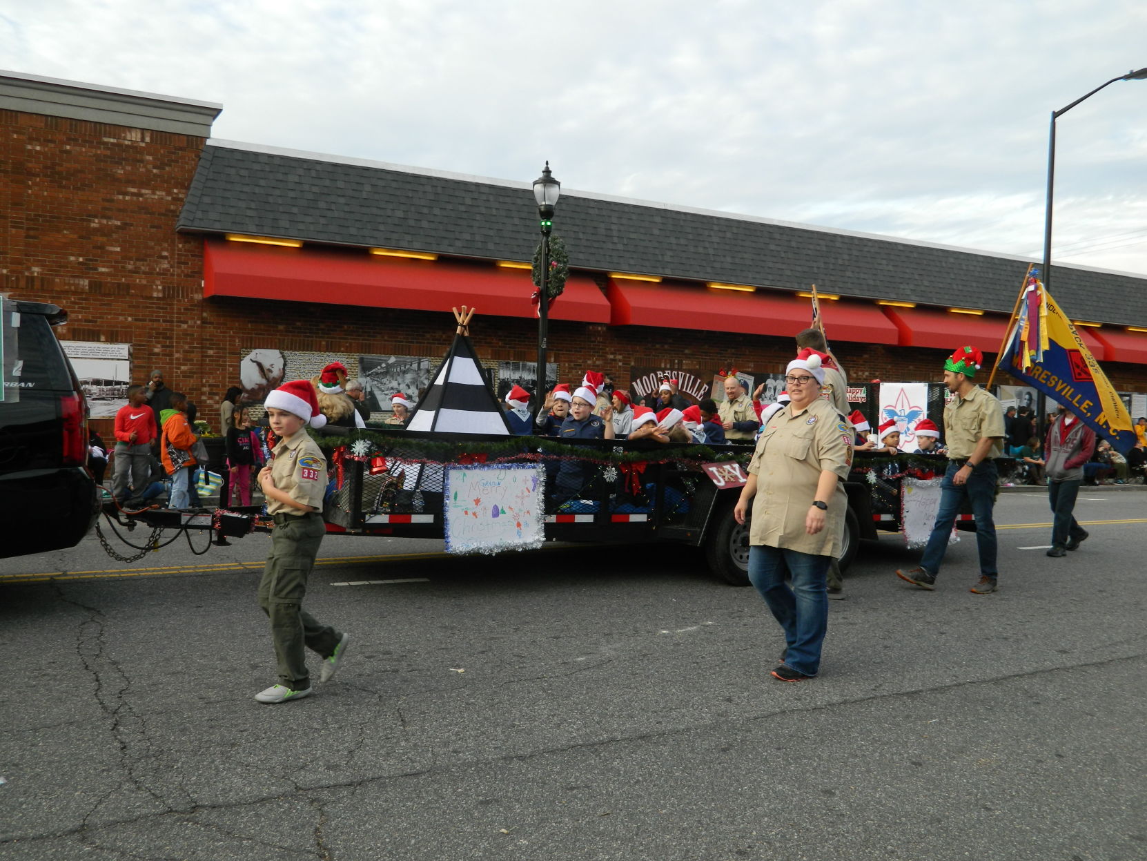Mooresville Christmas Parade (319).JPG